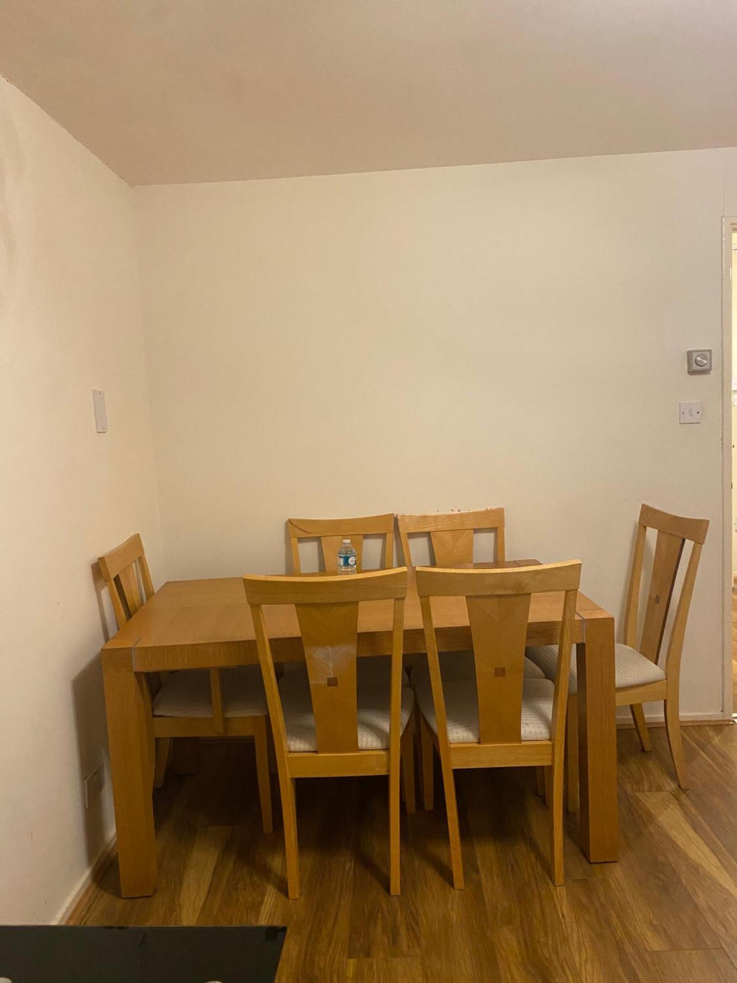 Lovely, Spacious 1-Bedroom Apartment With *Free Parking 맨체스터 외부 사진